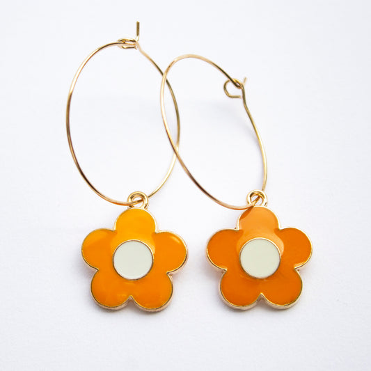 Mary Q Daisies-Orange